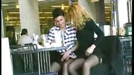 Một cuộc truy hoan không thể kiểm soát đã nổ ra phim sey nhật trong câu lạc bộ.