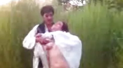 Mẹ kế nhanh chóng đụ con riêng trong sex jav nhat phòng tắm chung.