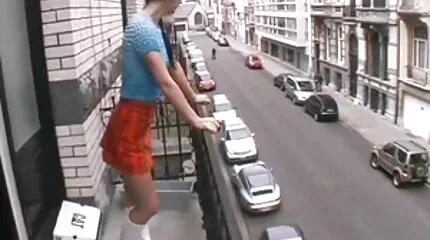 Đón phím seo nhất ban người đẹp Hungary Shona River và làm tình trên đường phố.