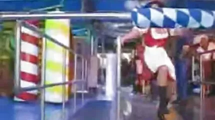 Địt bạn gái rồi đổ video sẽ nhat ban tinh trùng lên mặt để bạn nữ khỏi lãnh cảm